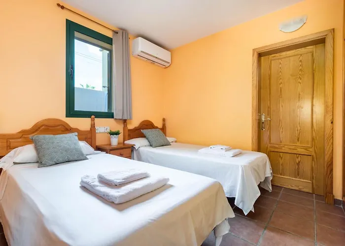 By Escape بونتا بريما