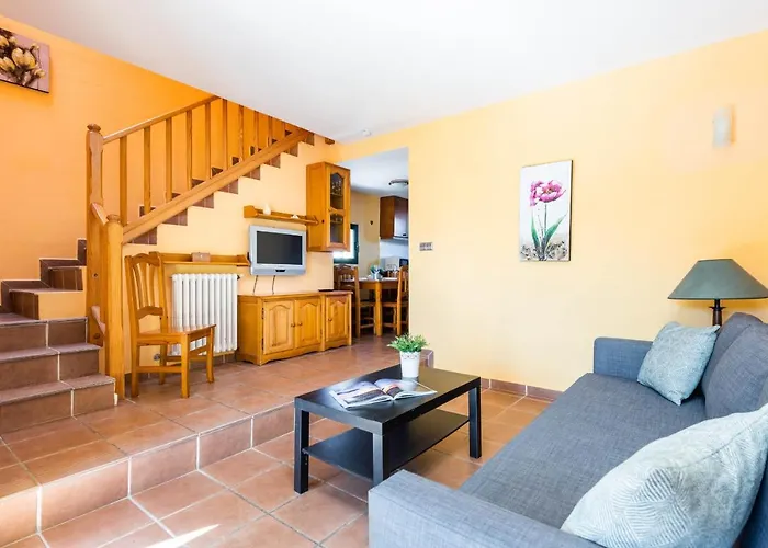 By Escape Apartment *